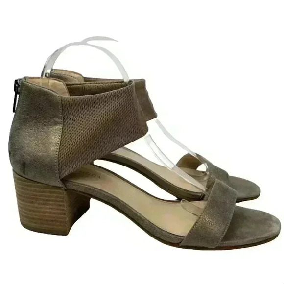 Pelle Moda heels size 9 bronze metallic leather stacked block heel ankle strap - Picture 1 of 10